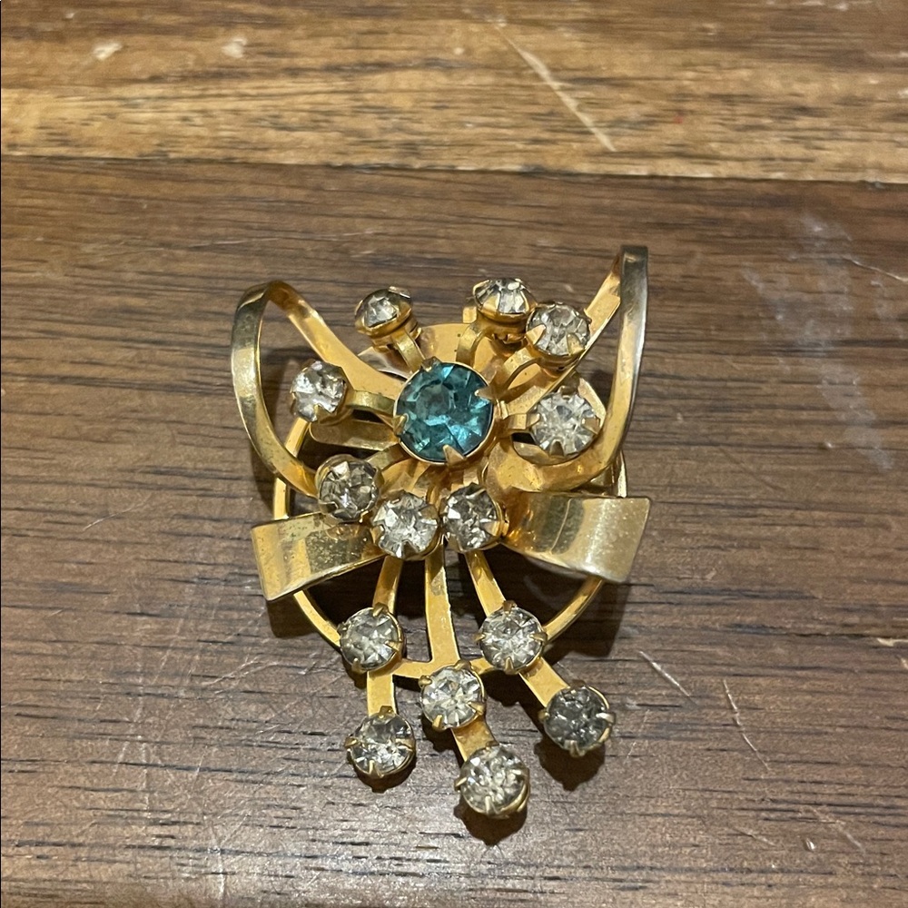 Vintage Bugbee & Niles Pin & Earrings